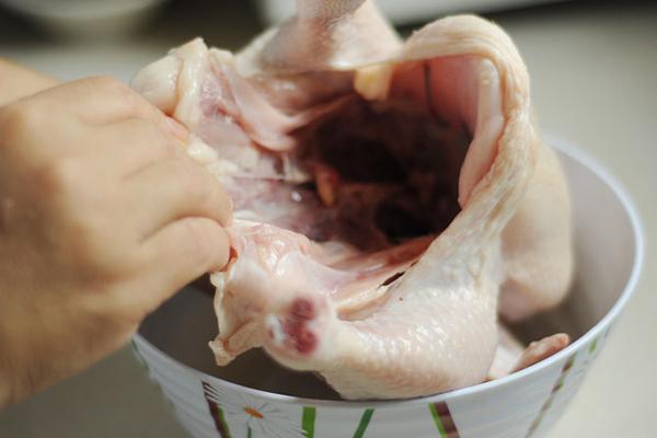 cách làm gà nướng tẩm gia vị bằng lò nướng hinh 2