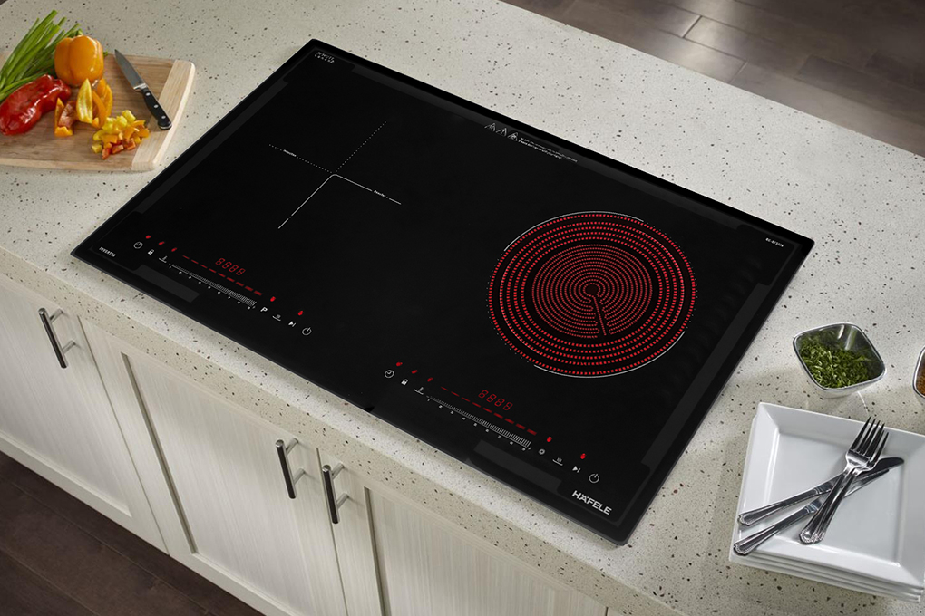 Bếp từ đôi bản lớn: Lợi ích vượt trội khi nấu tiệc gia đình