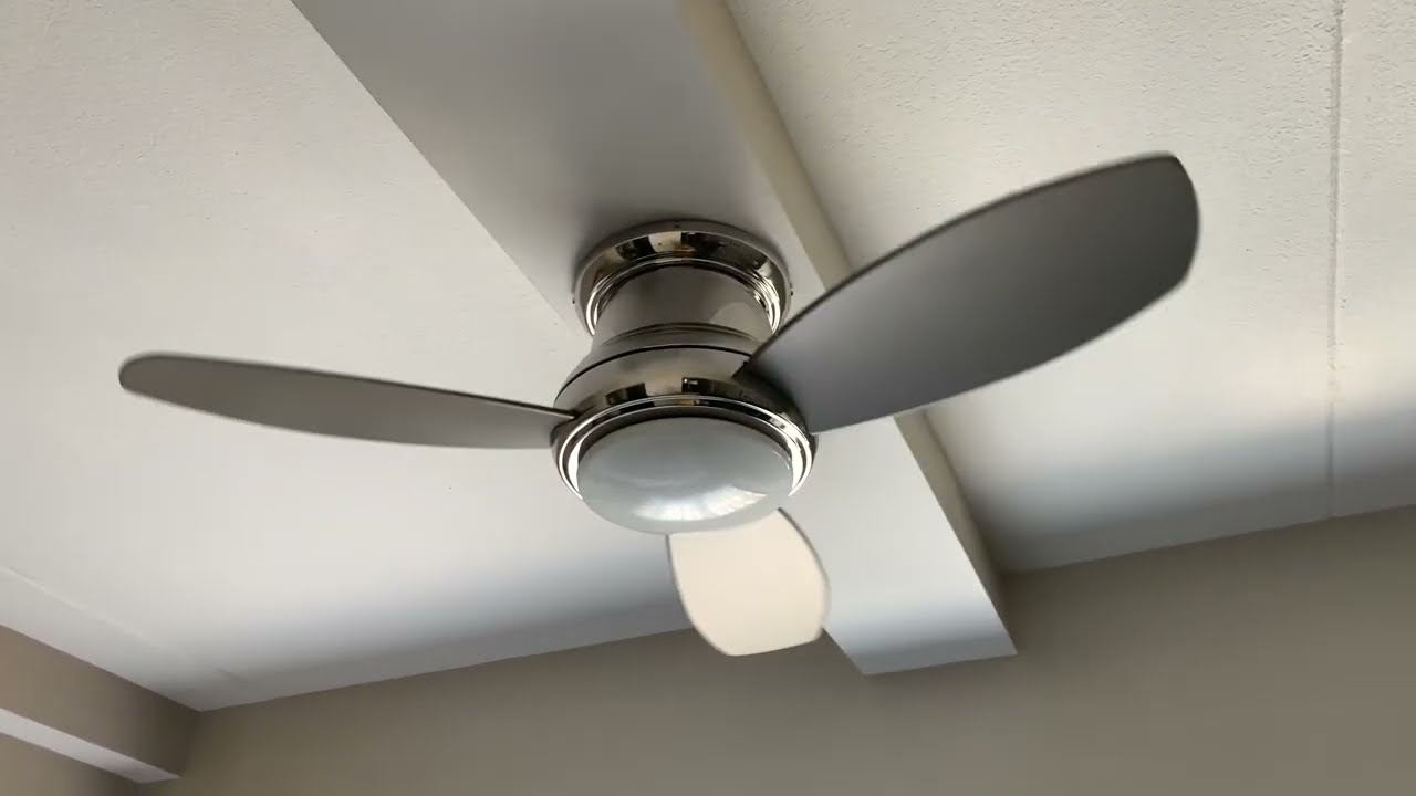 Quạt trần 3 cánh: Có phù hợp với phòng ngủ nhỏ?