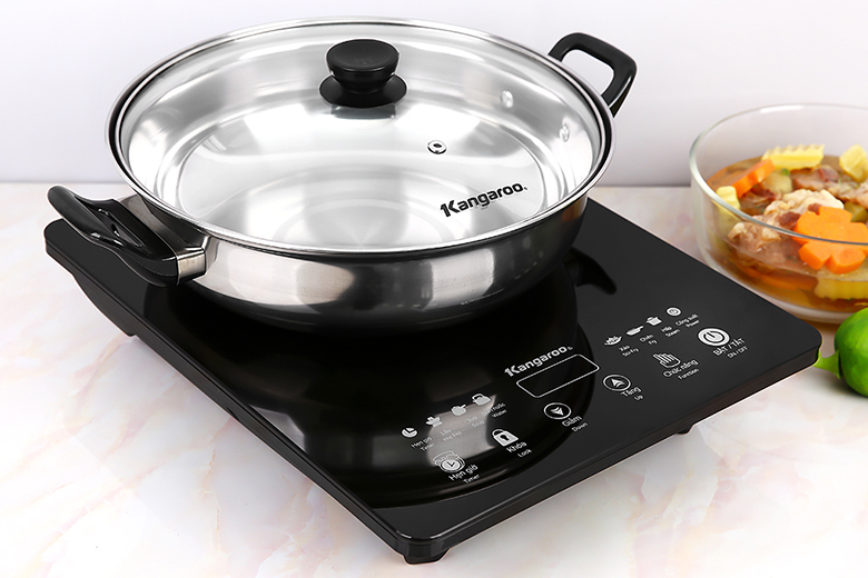 Bếp từ đơn đặt bàn ăn: Có an toàn khi nhà có trẻ nhỏ?