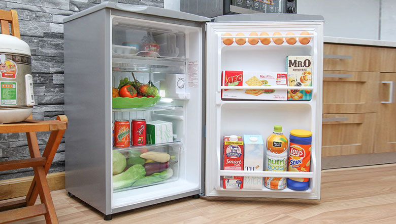 Tủ lạnh cho người độc thân: Nên chọn mini hay 2 cánh nhỏ?