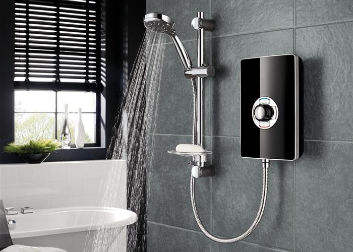 Vì sao nên tắm nước nóng buổi sáng?