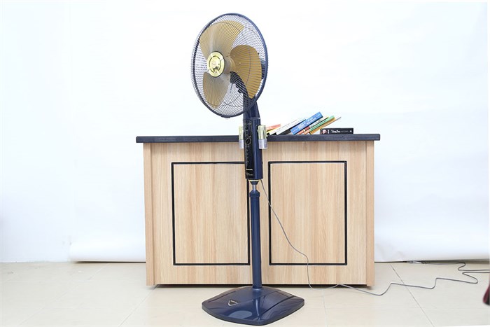 Quạt cây Panasonic F-407WGO